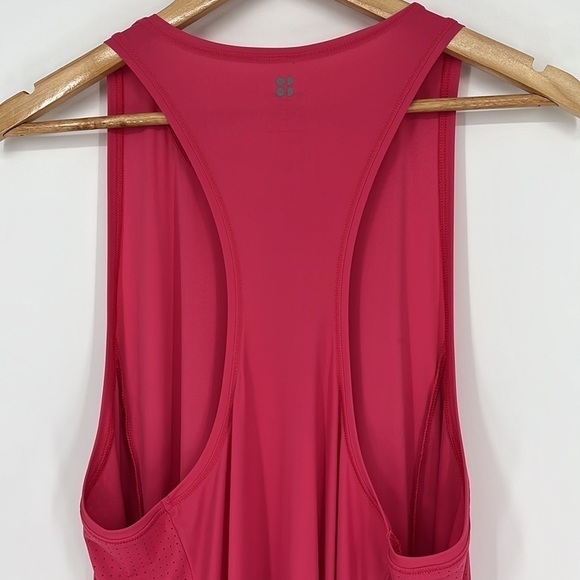 Sweaty Betty Explorer Ace Sleeveless Midi Dress in Tayberry Pink Size Large NWT - Picture 7 of 11